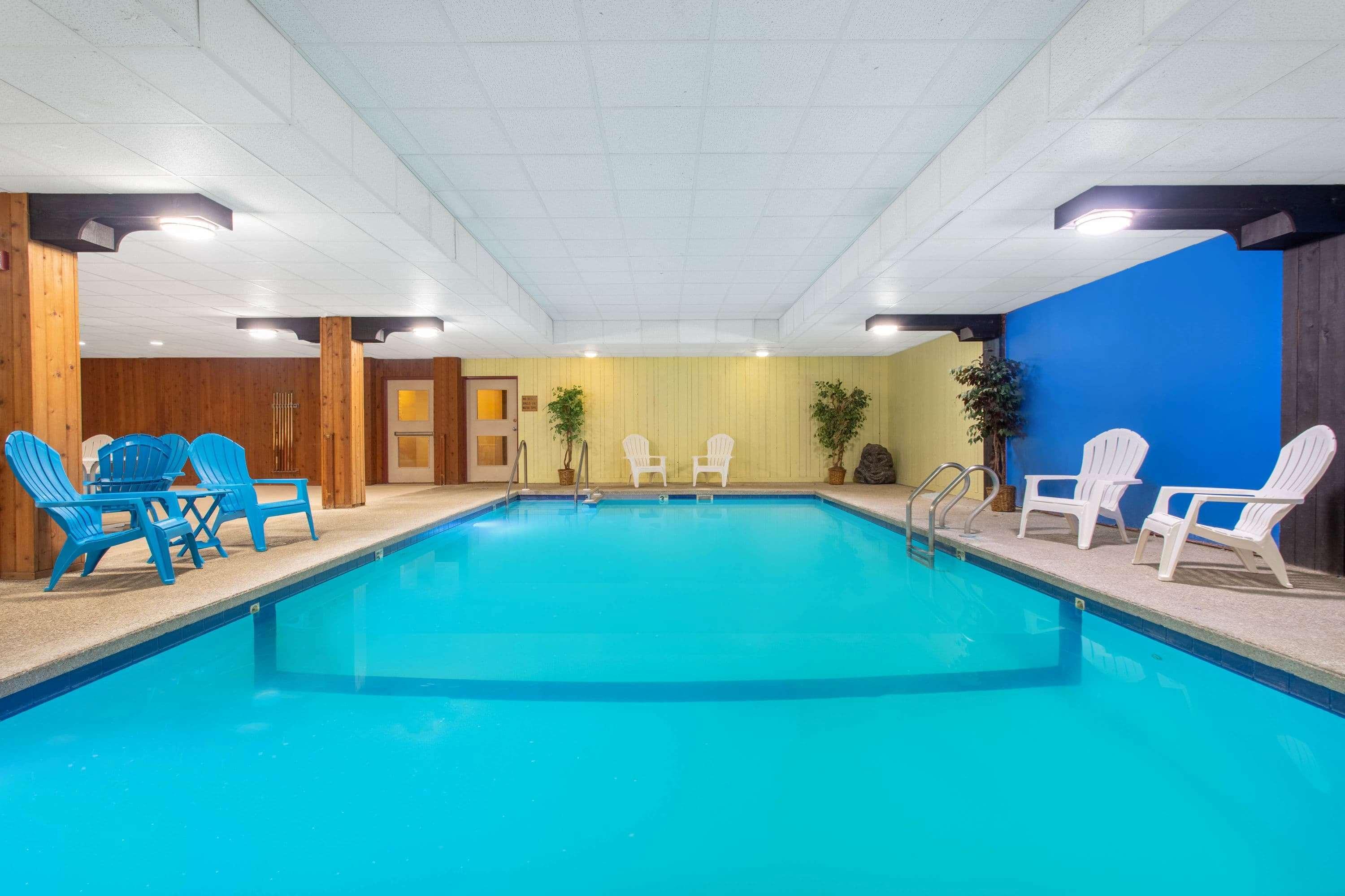 Hotel Clarion Pointe Rhinelander Downtown Exterior foto