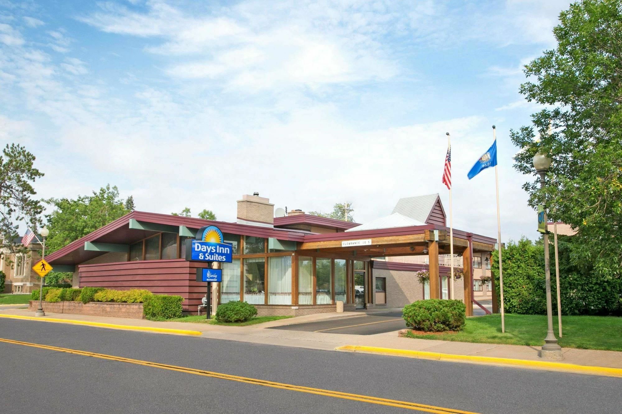 Hotel Clarion Pointe Rhinelander Downtown Exterior foto